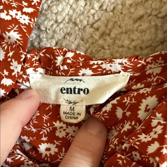 Entro Floral Ruffle Tank Top - Rust Red - Picture 2 of 6